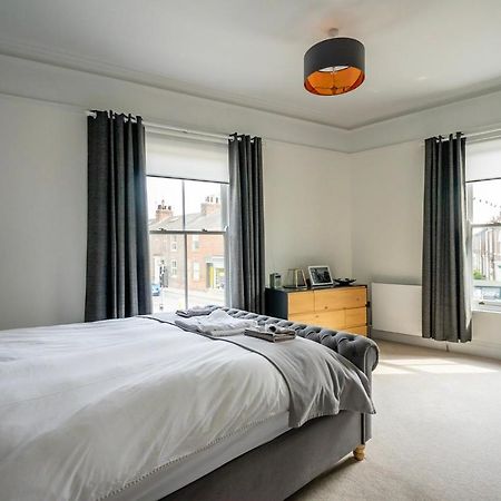 123 Nunnery Lane Lägenhet York Exteriör bild